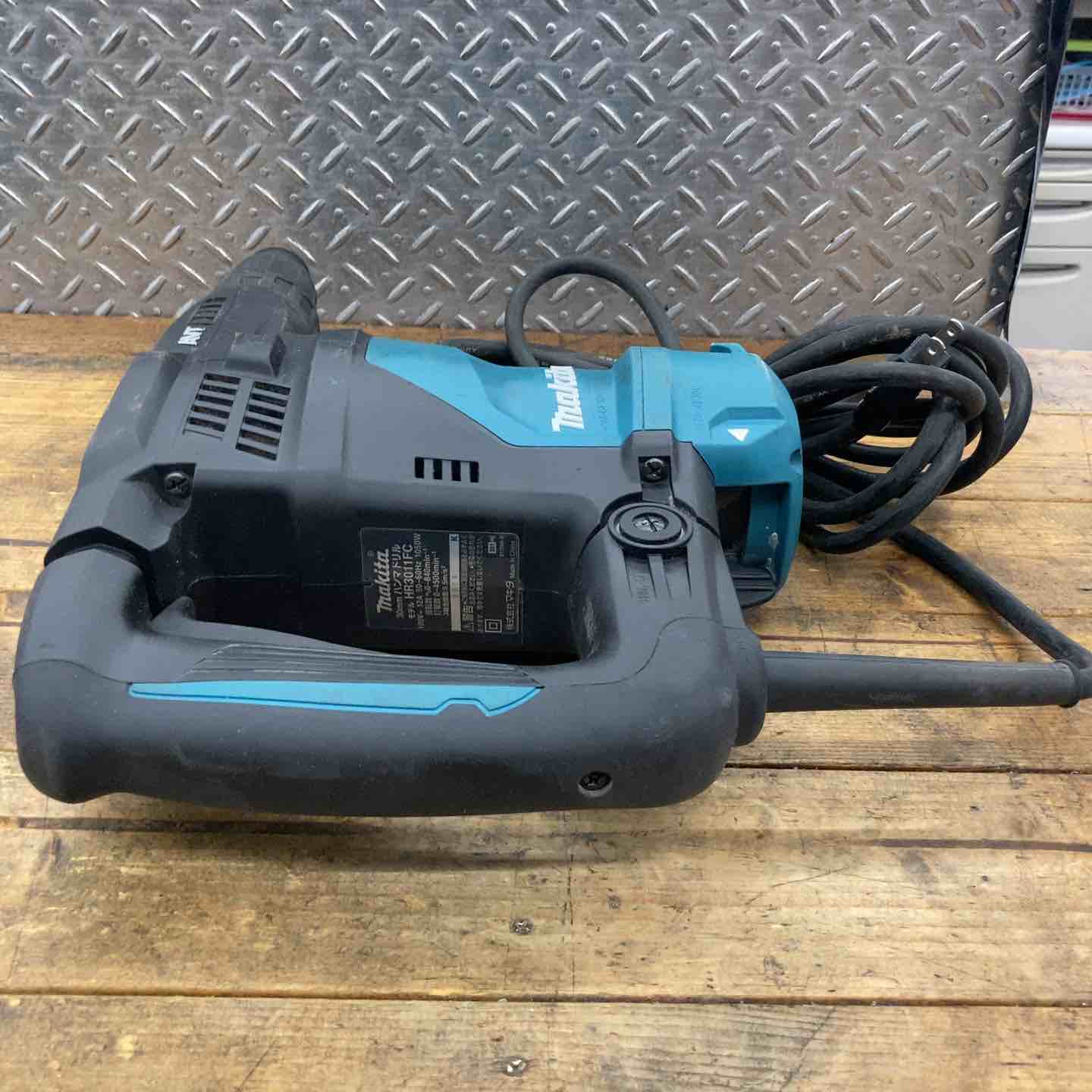 ☆マキタ(makita) ハンマドリル HR3011FC【所沢店】 – アクトツール ☆マキタ(makita) ハンマドリル HR3011FC【所沢店】 – アクトツール