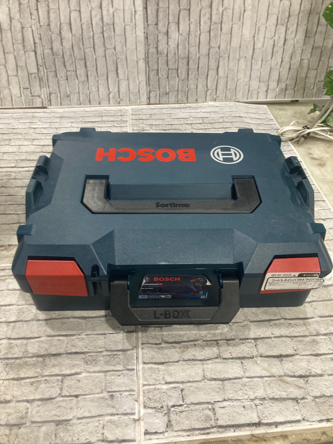 〇ボッシュ(BOSCH) 18V コードレスインパクトドライバー レンチ兼用 GDX18V-200C6　最大トルク200N・m　差込角:12.7mm　【川口店】