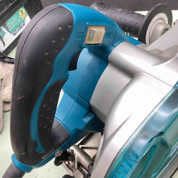 ☆マキタ(makita) 小型ミゾキリ 溝切  3005BA 100V 木材 飾り加工 深さ調整 軽量 敷居 鴨井 溝加工 【越谷店】