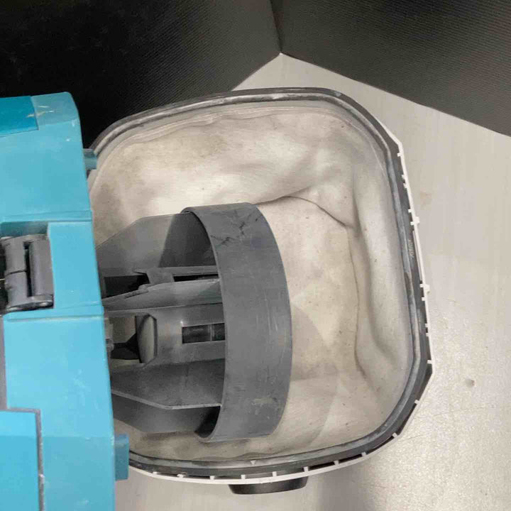 ★マキタ(makita) 集じん機 乾湿両用 VC0820 ホース欠品【戸田店】