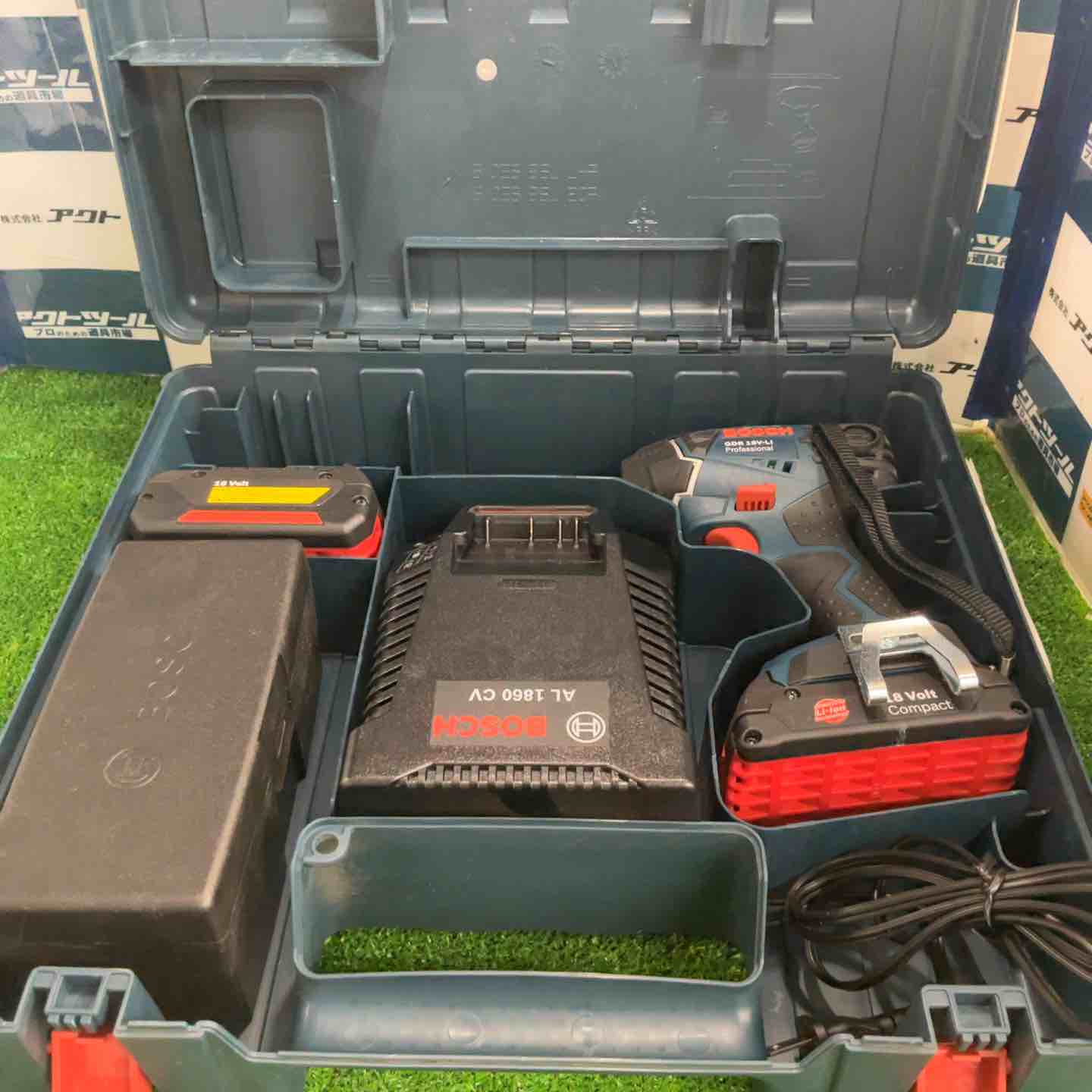 ◇BOSCH(ボッシュ) 18Vバッテリー インパクトドライバー GDR18V-LIS