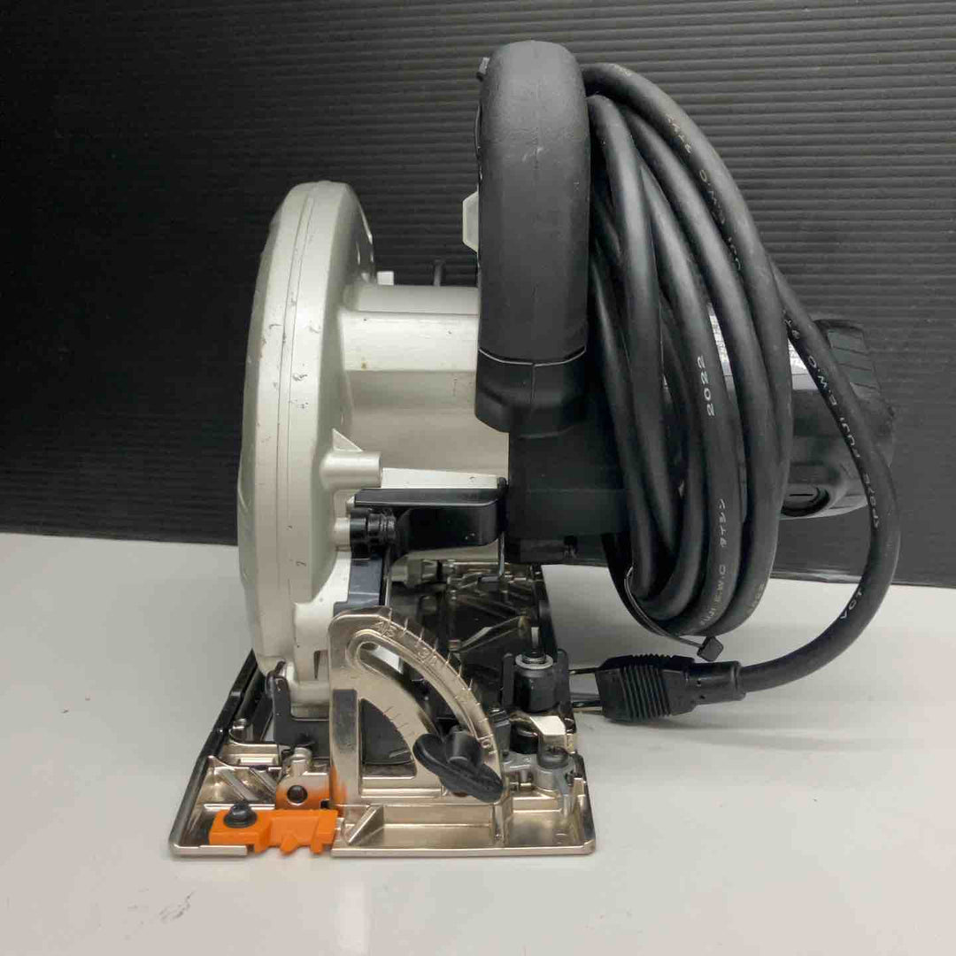 ★マキタ(makita) 電気マルノコ HS6301B【戸田店】