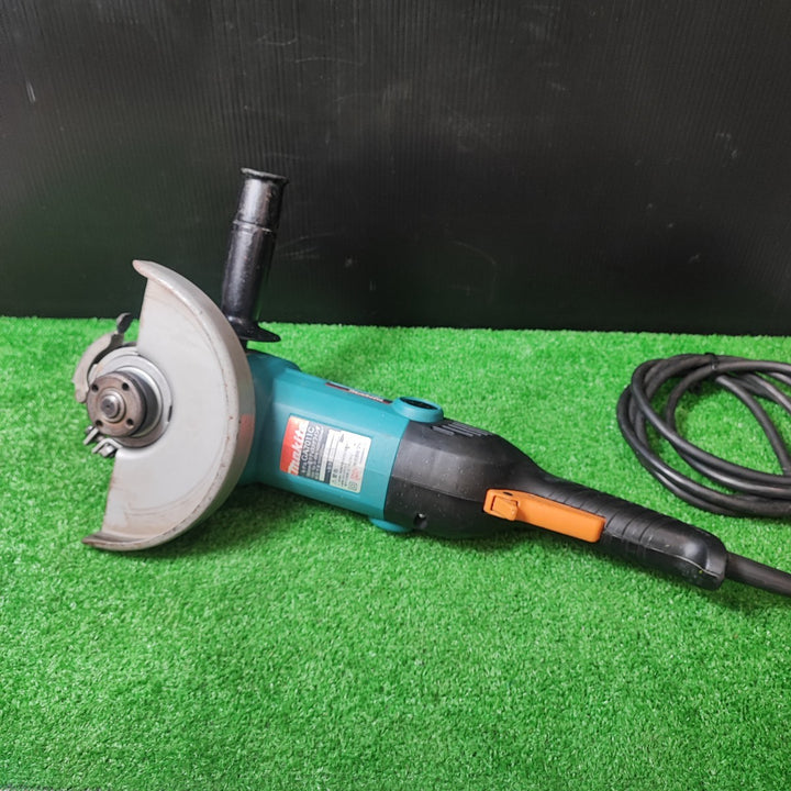 ☆マキタ(makita) 180mm電子ディスクグラインダ GA7011C【岩槻店】