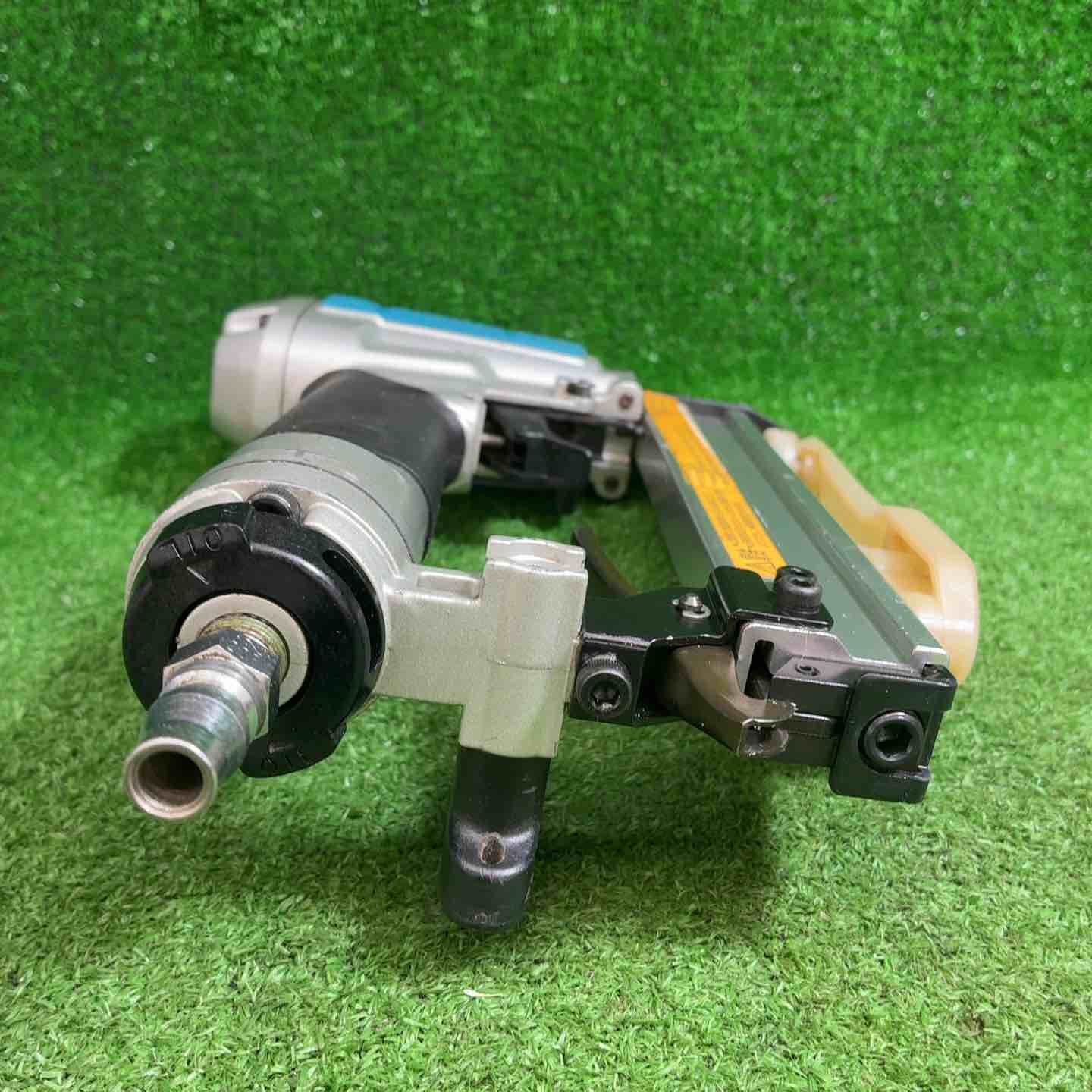 マキタ(makita) 常圧エアタッカ AT425A【藤沢店】 – アクトツール