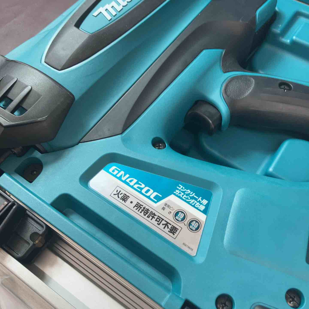 【未使用(店頭展示品)】★マキタ(makita) コードレスコンクリート用ガスピン打ち機 GN420C【東大和店】