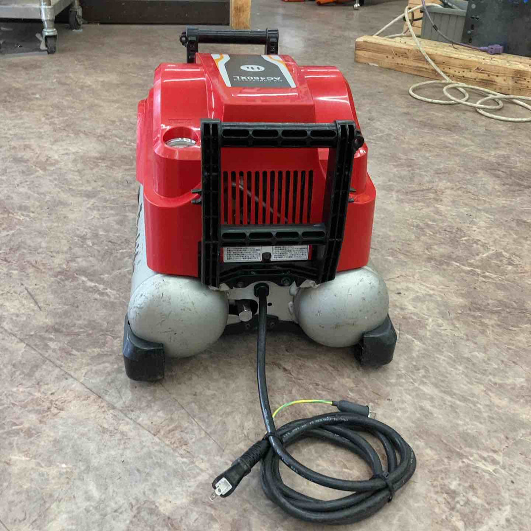 ★マキタ(makita) エアコンプレッサー AC460XLR【所沢店】