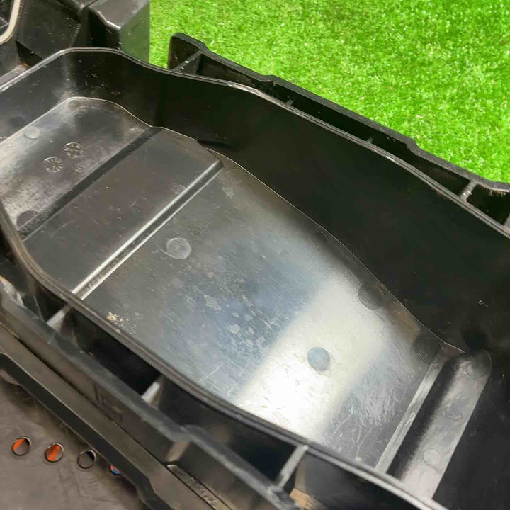 ★マキタ(makita) コードレスラジオ MR106B【藤沢店】