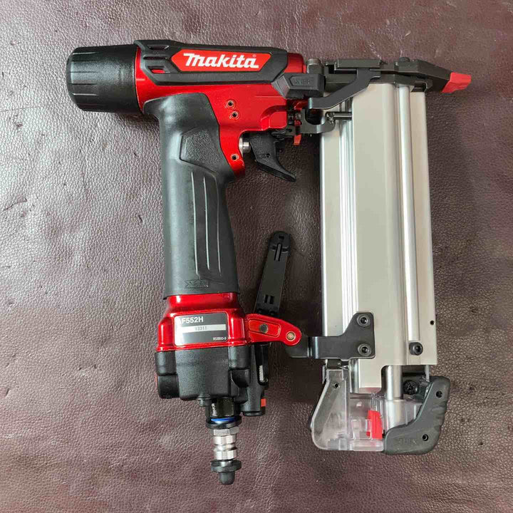 【中古美品】マキタ(makita) 高圧フィニッシュネイラ AF552H 高圧仕上釘打【東大和店】