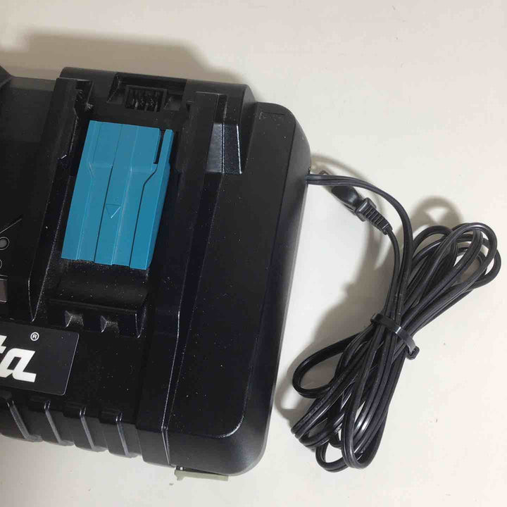 ★マキタ(makita) 2口急速充電器 DC18RD【戸田店】