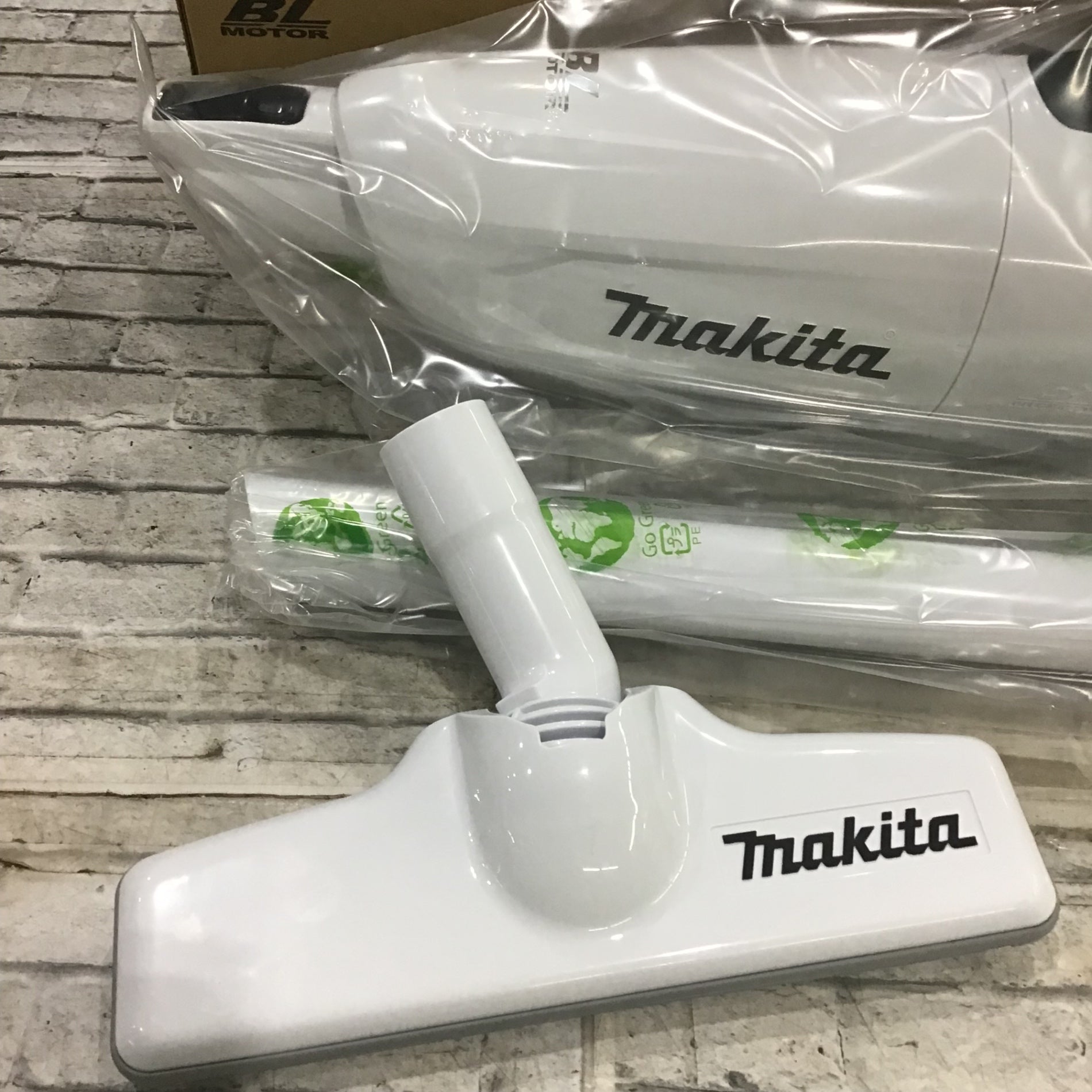 ☆マキタ(makita) コードレスクリーナー CL281FDZW【川口店】 – アクト