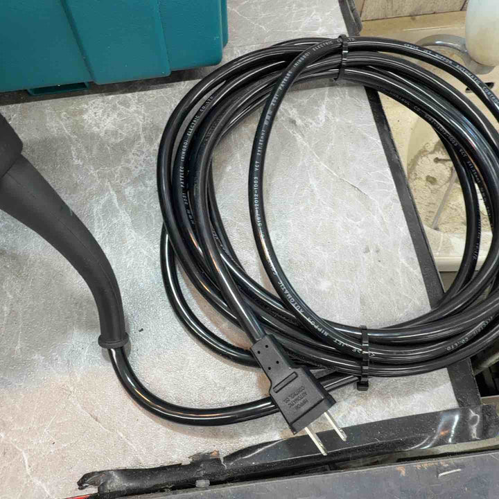 ★マキタ(makita) 電動ハンマ HM1111C【八潮店】
