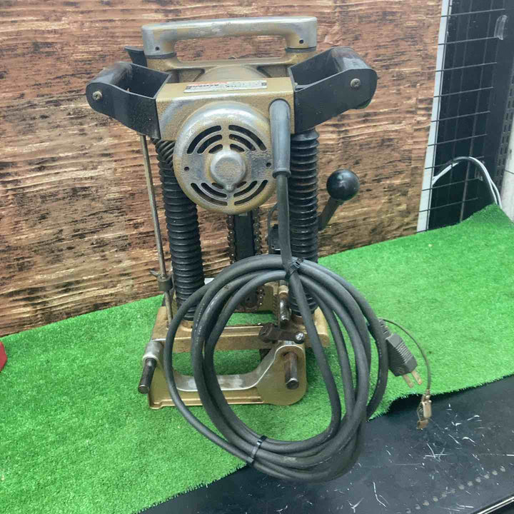 マキタ(makita) チェーンノミ 7104穴あけ能力(mm) 最大切込み深さ155【川越店】