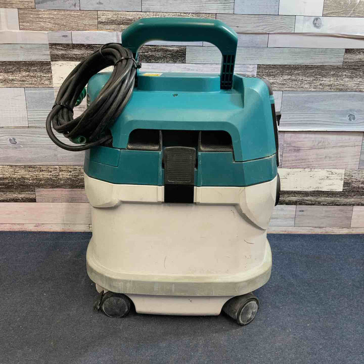 ★マキタ(makita) 集じん機 乾式 VC1530【八潮店】