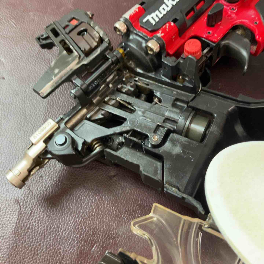 【中古品】★マキタ(makita) 高圧エア釘打ち機 AN636H 高圧【東大和店】