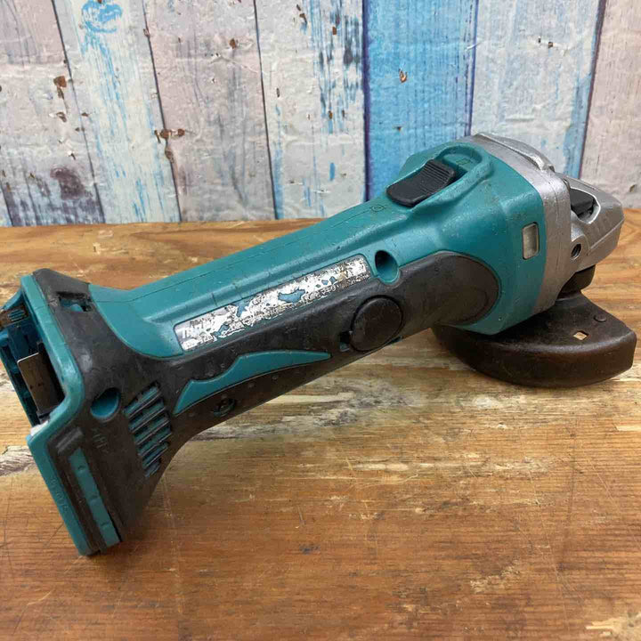 【中古品】☆マキタ(makita) 100mmコードレスディスクグラインダー GA400DZ 14.4V 本体のみ【柏店】