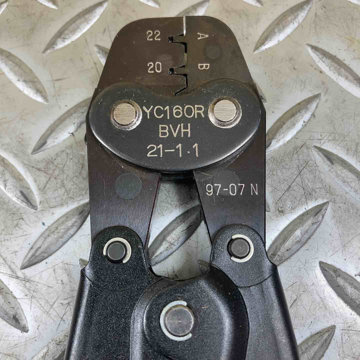 日本圧着端子製造 JST YC160R【川崎店】