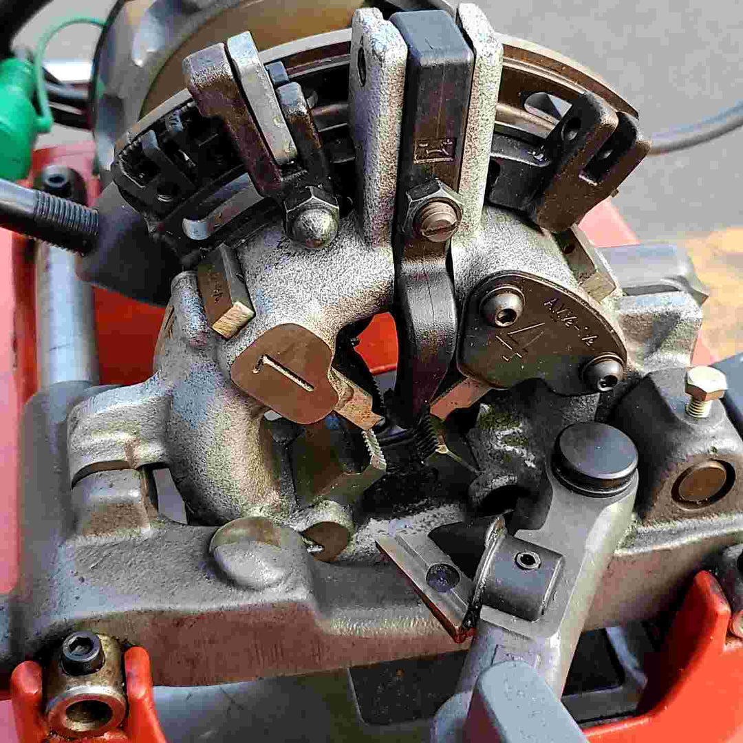 【中古品・店頭受取り限定】 アサダ/Asada ねじ切り機・ASTRONiC1 【桶川店】