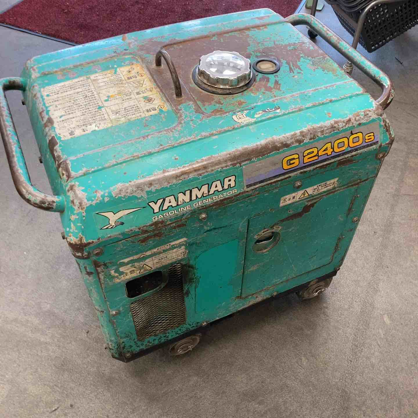 発電機 ヤンマー建機 G2400S 建設機械 防音 ガソリン セルスタート 農業 災害 キャンプ YANMAR 中古 4S3 c2A石2411259有発電機 ヤンマー G2400S 20アンペア 100V ガソリン 防音