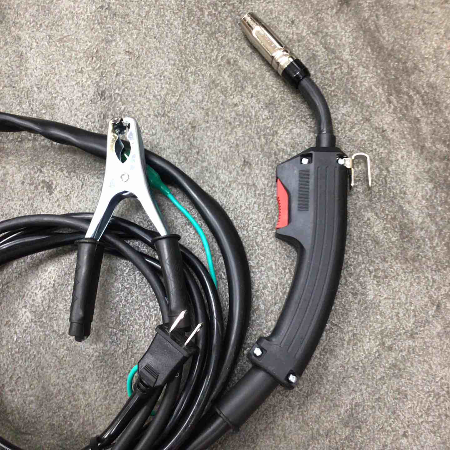 KITCHO 100Vノンガス半自動溶接機 モデル：MIG130 IEC60974-1 【川崎店