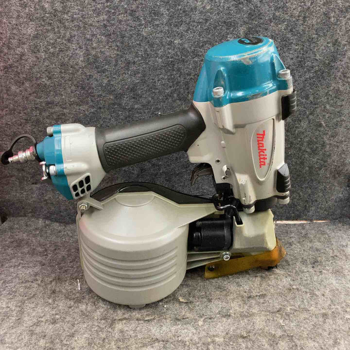 【現状品】◇マキタ(makita) 75mm高圧エア釘打ち機 AN710H【鴻巣店】