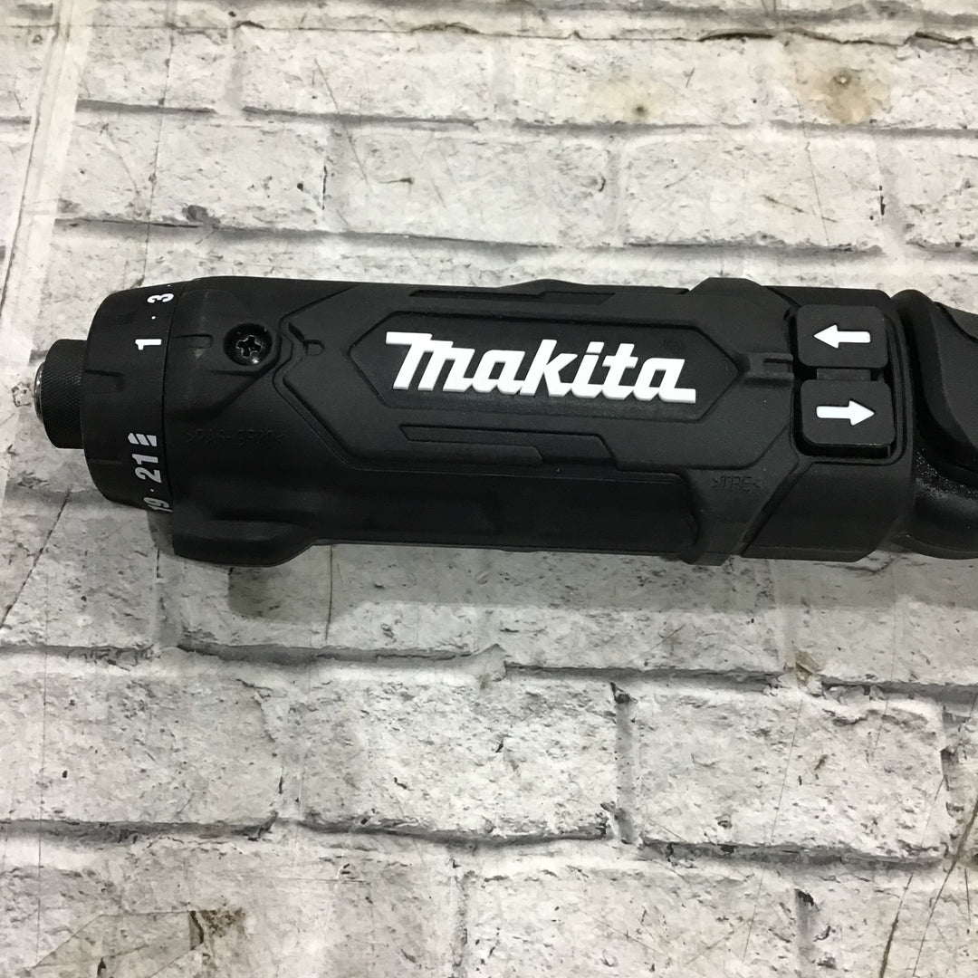 ★マキタ(makita) コードレスドリルドライバー DF012DSHXB【川口店】