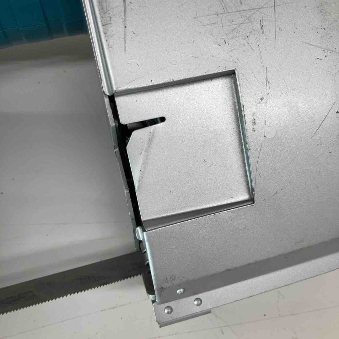 ★マキタ(makita) コードレスバンドソー PB180DZ【戸田店】