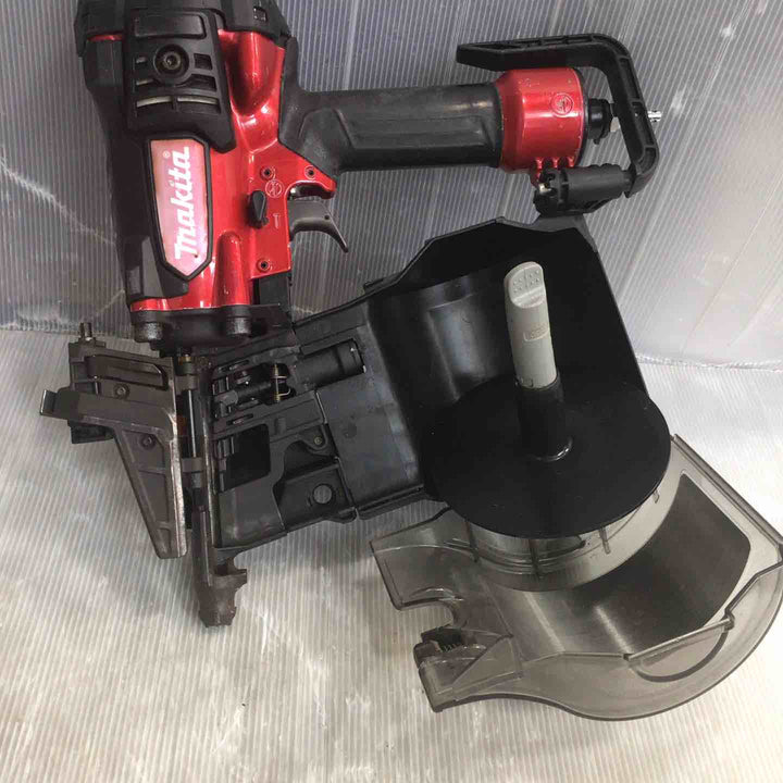 ★マキタ(makita) 高圧エア釘打ち機 AN934H【草加店】