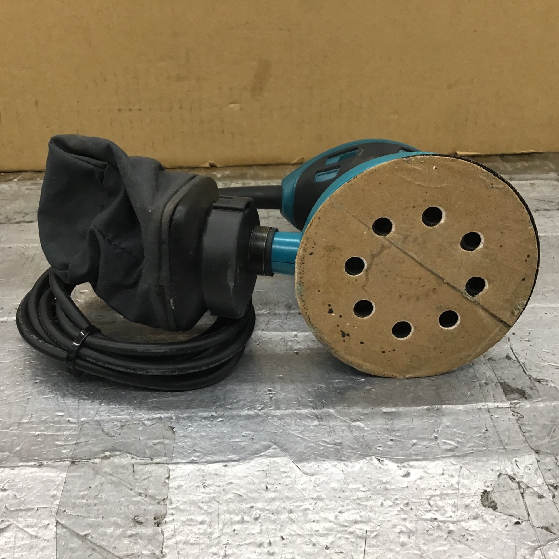 ☆マキタ(makita) ランダムオービットサンダ BO5030【所沢店】 – アクトツールオンラインショップ