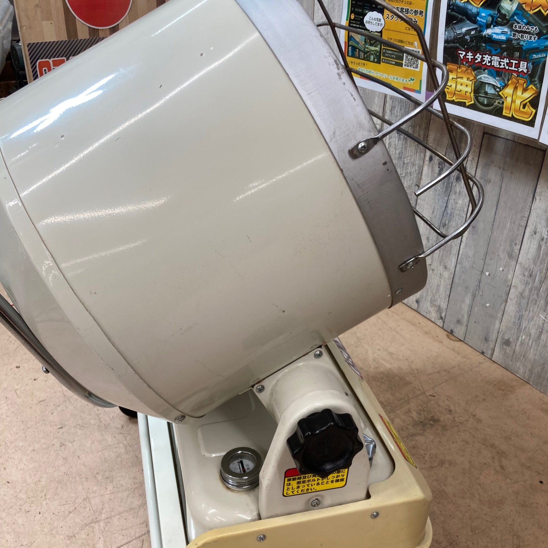 ナカトミ SH175 ジェットヒーター ぬく助【野田愛宕店】【店頭取引限定】【中古】ITQLYCB5VT0E 株式会社ナカトミ ｜ 赤外線ヒーター（ぬく助） SH－175/SH-176