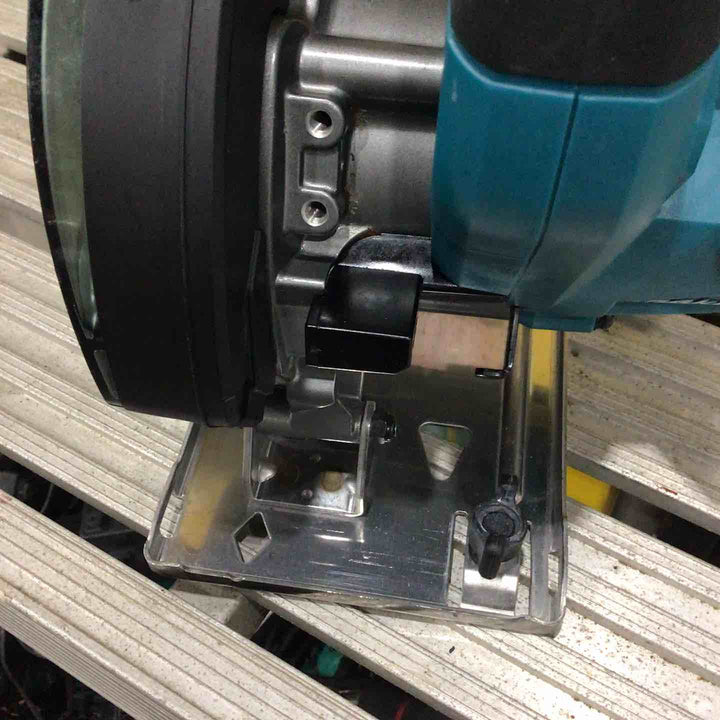 ★マキタ(makita) コードレスチップソーカッター CS003GZ【川口店】
