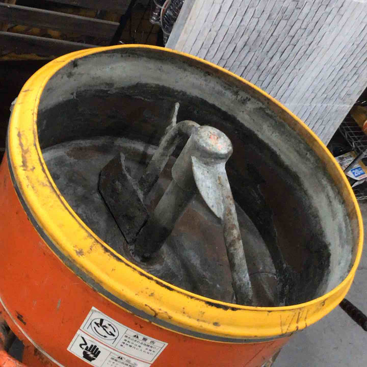 【店頭受取り限定】トウカイ コクリートミキサー PBM3.5HS【川口店】