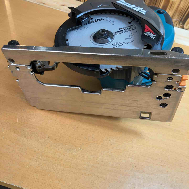 ★マキタ(makita) コードレスマルノコ HS005GZ【越谷店】