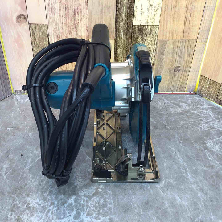 ★マキタ(makita) 電気マルノコ 5637BA【八潮店】