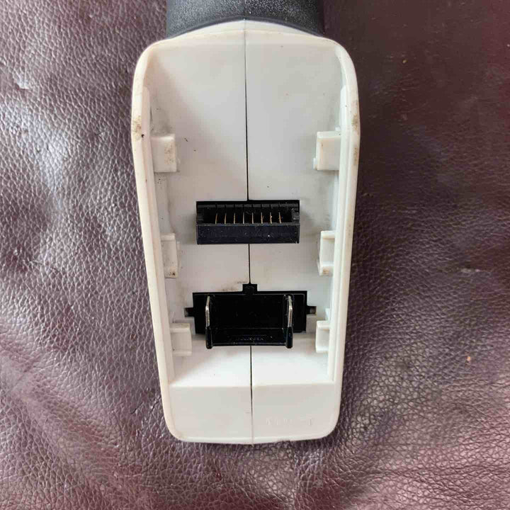 【中古品】パナソニック 充電式ディスクグラインダ EZ4640LS2S-B【東大和店】