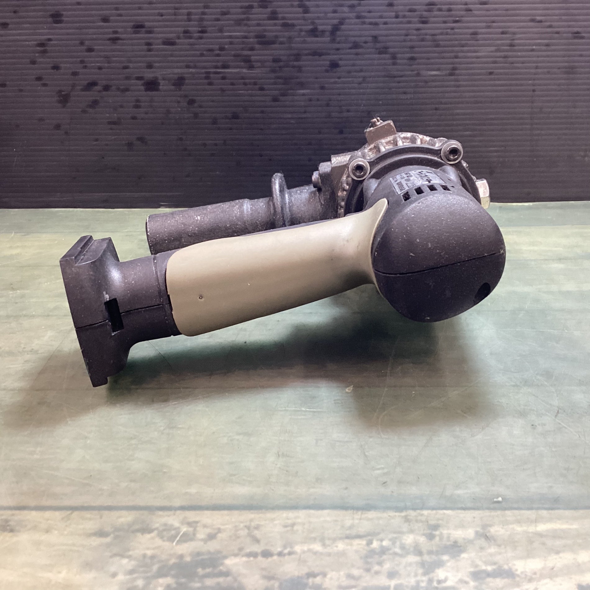 ★育良精機(IKURA) コードレスパンチャー IS-MP15LX【川崎店】 ☆育良精機(IKURA) コードレスパンチャー IS-MP15LX【川崎店