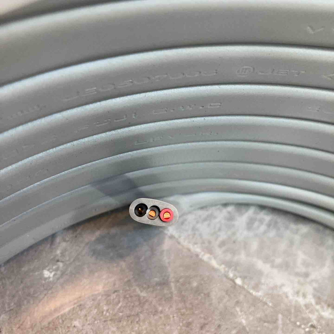 未使用品】富士電線 VVFケーブル 3ｘ2.0ｍｍ 100ｍ巻 赤白黒【八潮店】