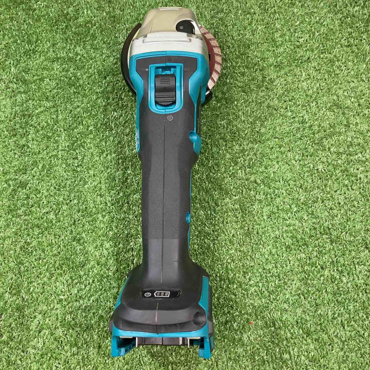 ☆マキタ(makita) 100mmコードレスディスクグラインダ GA404DZN (GA404DN)【川崎店】