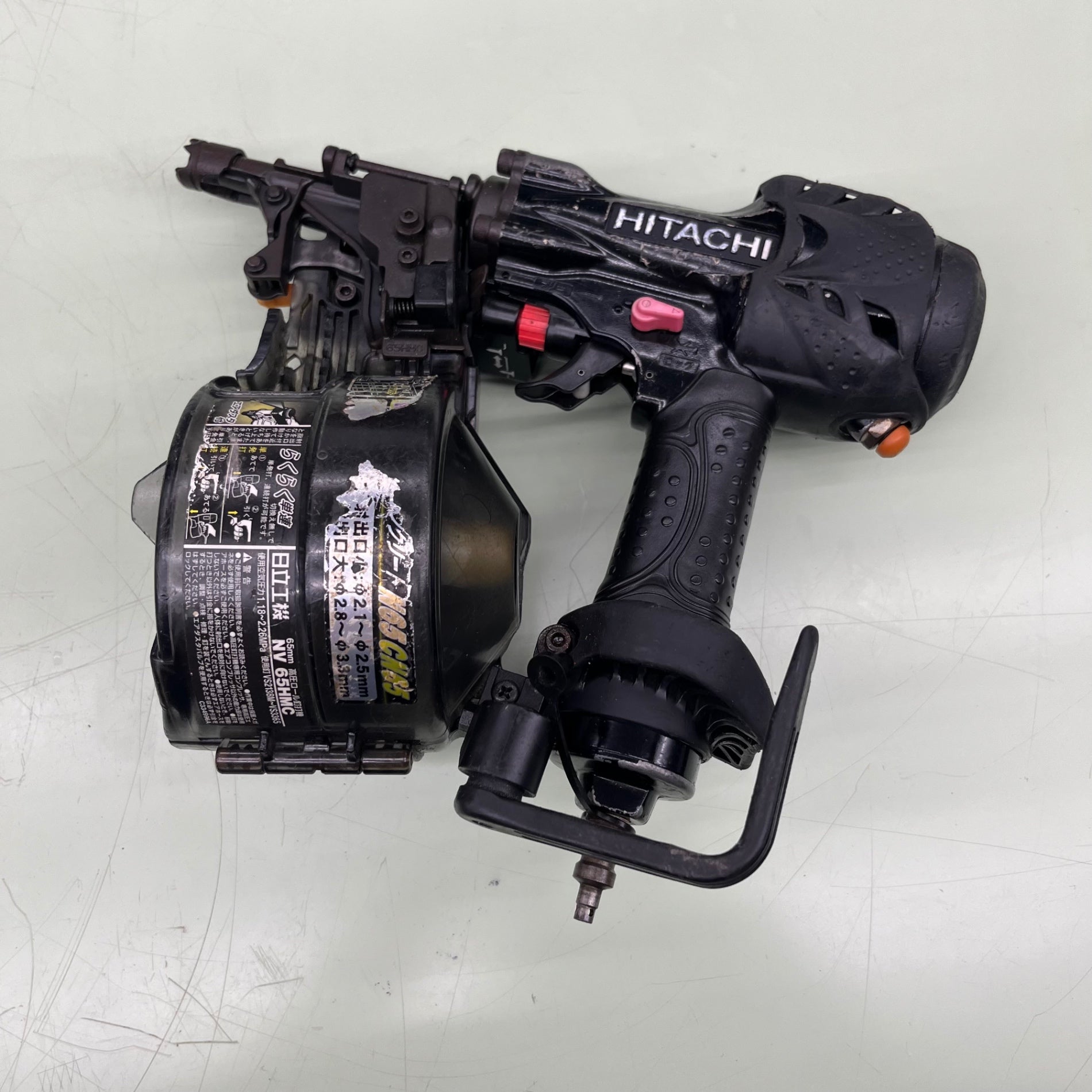 〇ハイコーキ(HIKOKI ※旧:日立工機) 高圧エア釘打ち機 NV65HMC