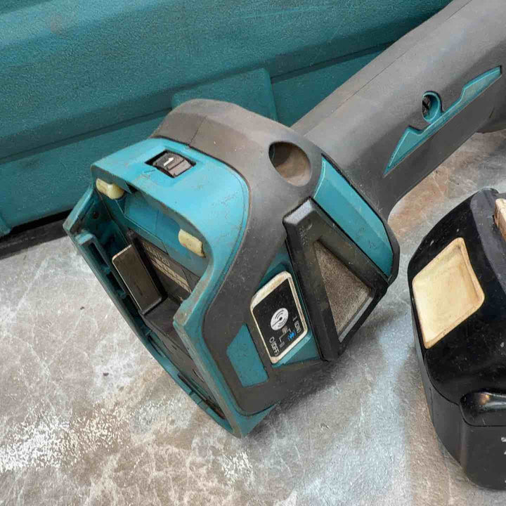 ★マキタ(makita) 100mmコードレスディスクグラインダ GA412DRGX【八潮店】