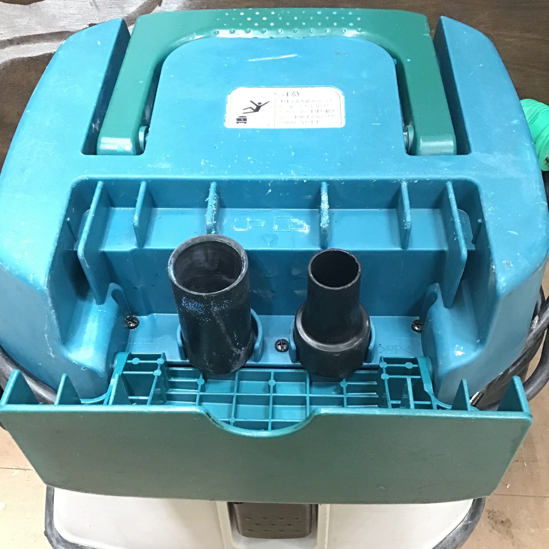 ☆マキタ(makita) 集じん機 乾式 484(P)【草加店】 – アクトツール