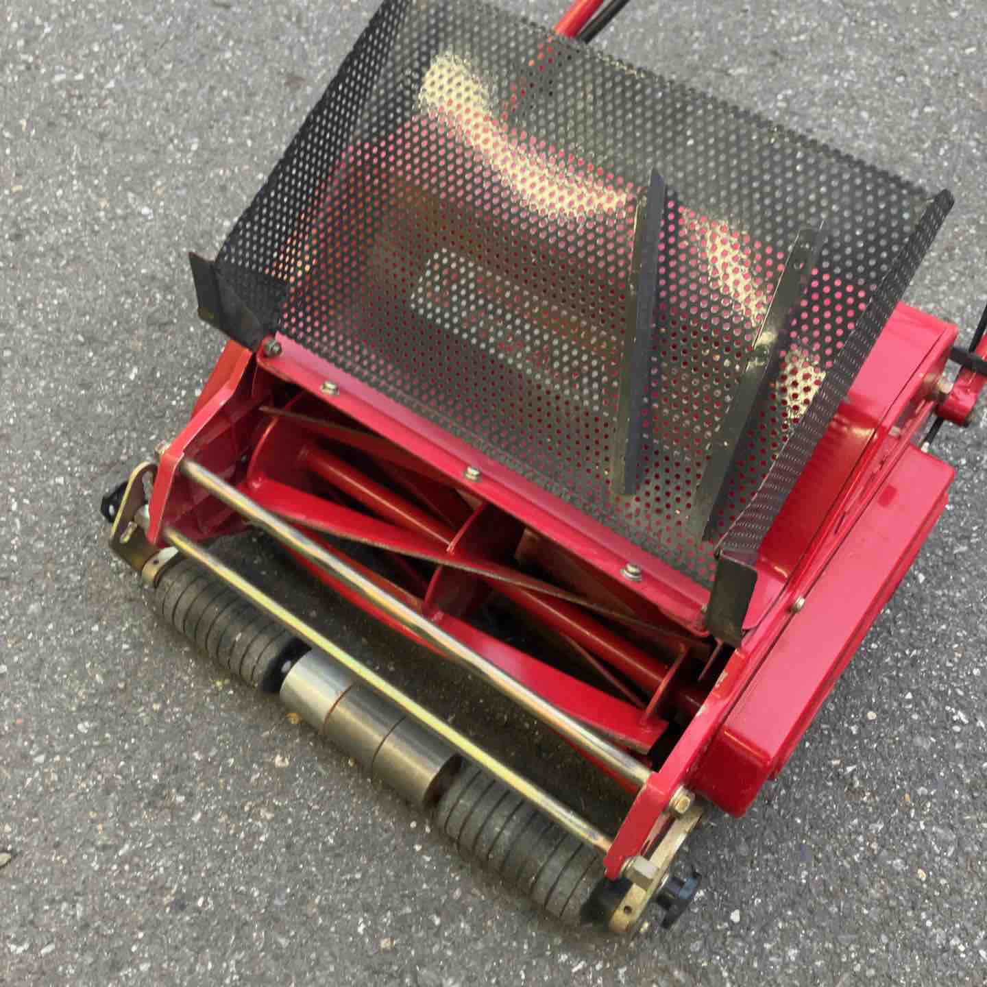 中古品・店頭受取り限定】 バロネス 芝刈機・LM12MF 【桶川店