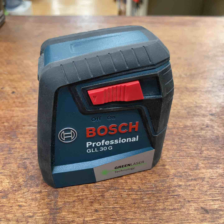 ◇ボッシュ(BOSCH) グリーンラインレーザー墨出し器 GLL30G【柏店】