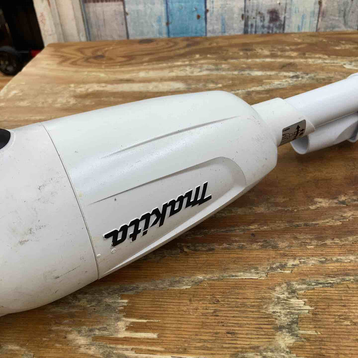 ◇マキタ(makita) コードレスクリーナー CL140FDRFW【柏店】