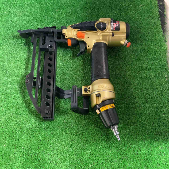 ★ハイコーキ(HIKOKI ※旧:日立工機) 高圧フロアタッカ N5004HMF【草加店】