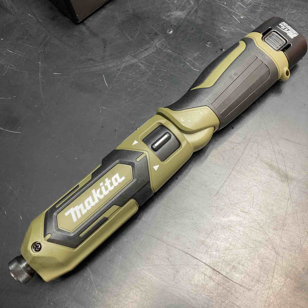 ★マキタ(makita) コードレスペンインパクトドライバー TD022DSHXO【川越店】