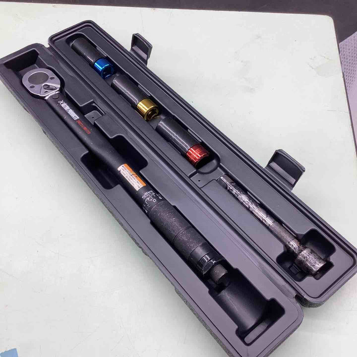 アストロプロダクツ 1/2DR プリセット型 トルクレンチセット マットブラック TQS041 2023 リミテッド ホイールレンチ 足回り ナット ボルト 17mm 19mm 21mm 【越谷店】