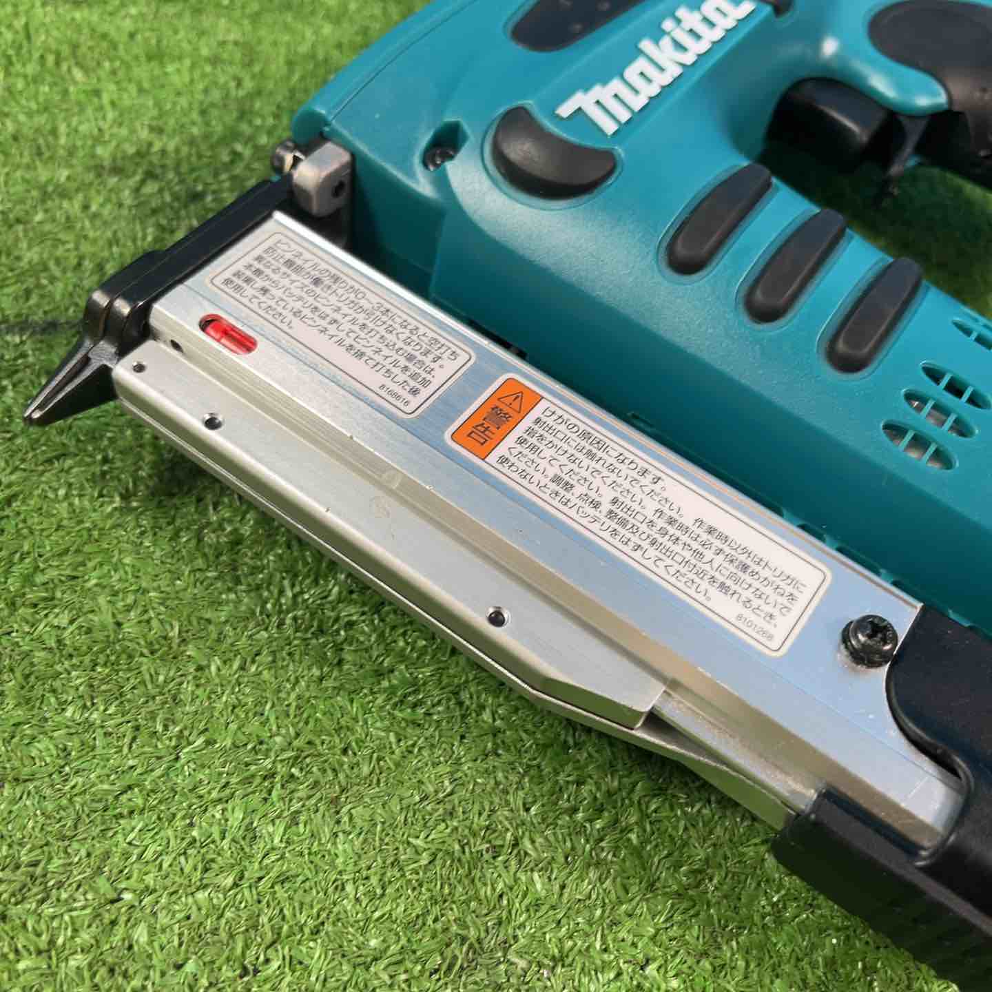 ◇マキタ(makita) コードレスピンネイラ PT350DZ 14.4V3.0Ahバッテリー