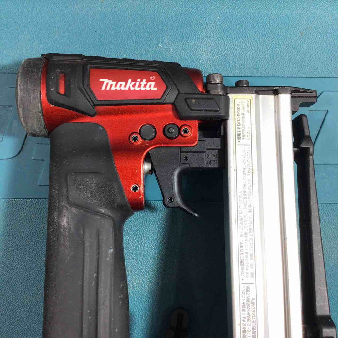 ★マキタ(makita) 高圧エアタッカ AT425HB【川口店】
