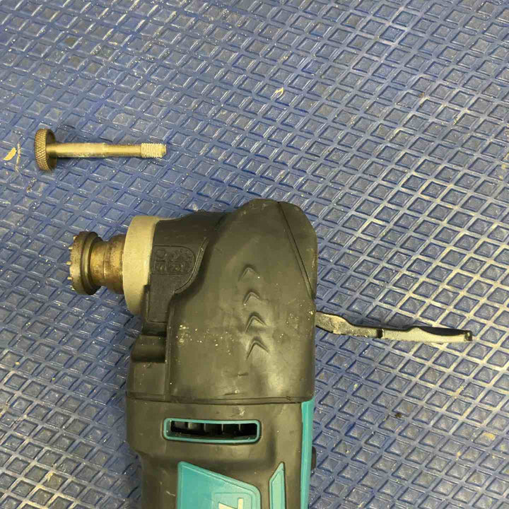 ★マキタ(makita) コードレスマルチツール TM51DZ【草加店】
