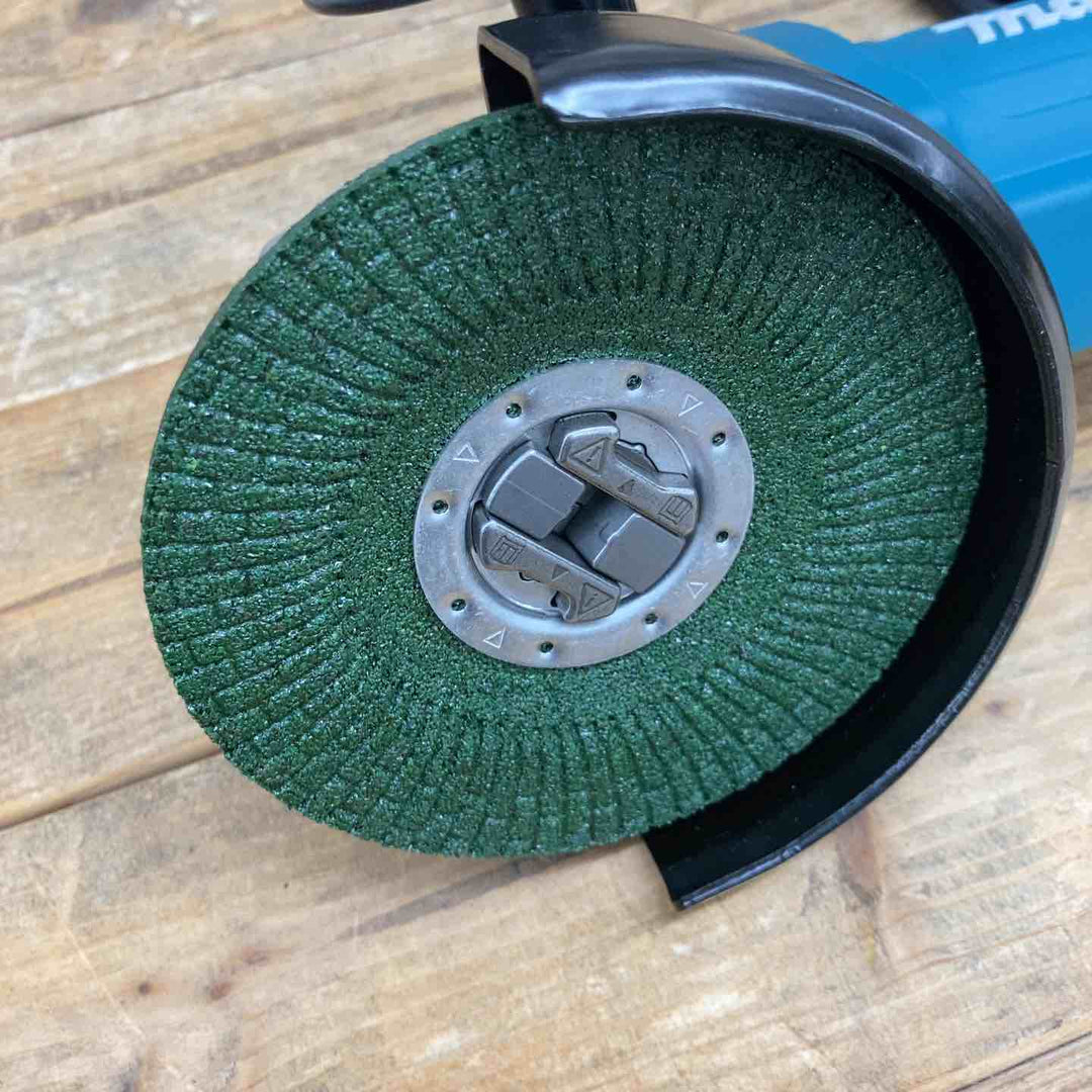 【未使用品(店頭展示品)】 マキタ(makita) 100mmディスクグラインダ GA4061 【東大和店】